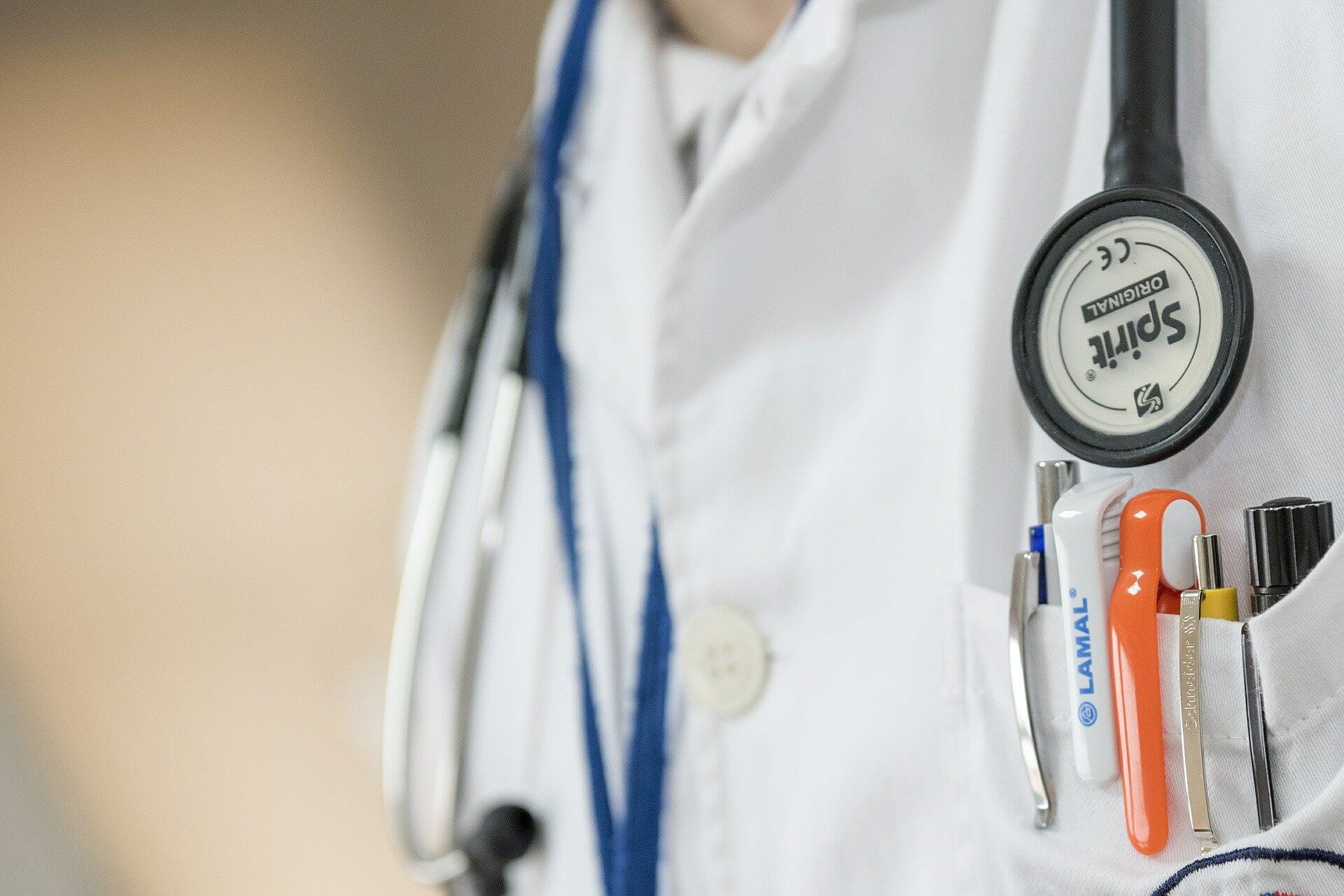 COVID-19 : UNE AIDE POUR LES PROFESSIONNELS DE SANTÉ LIBÉRAUX